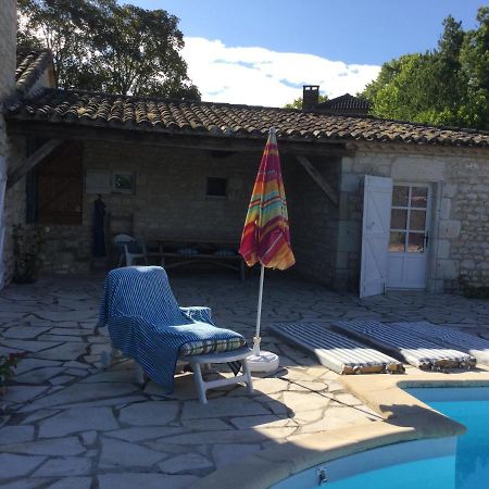 Chez Patricia Bed and Breakfast Castelnau-Montratier Buitenkant foto