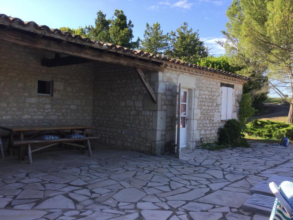 Chez Patricia Bed and Breakfast Castelnau-Montratier Buitenkant foto