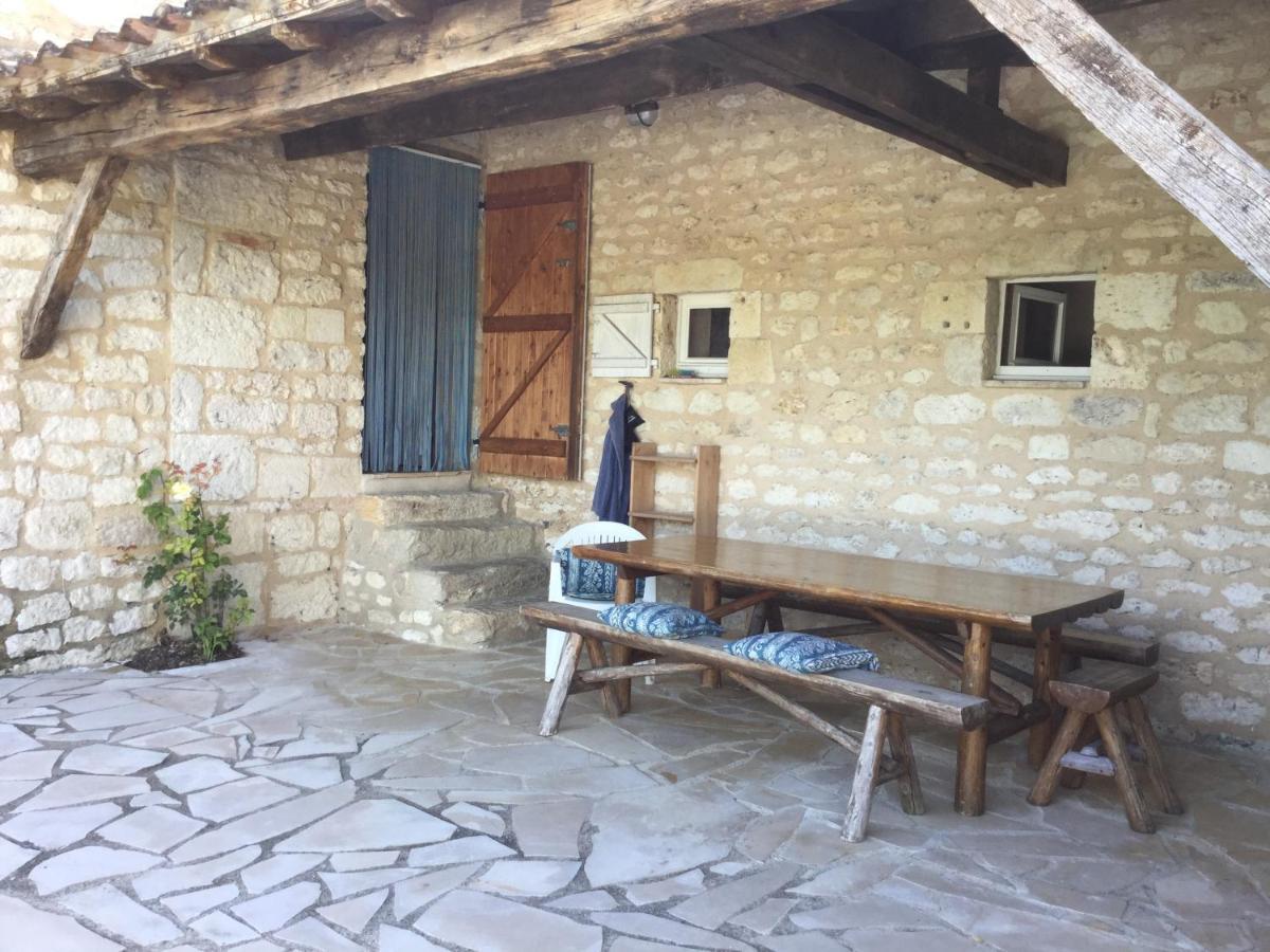 Chez Patricia Bed and Breakfast Castelnau-Montratier Buitenkant foto